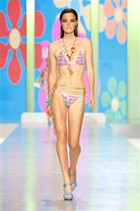Miss Bikini collezione Original: grande successo a Moda Calida